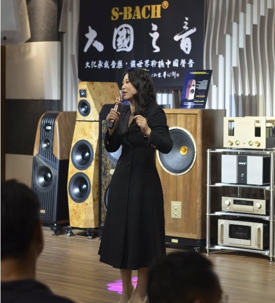 好薇《家乡美》全国首发大型音乐会在斯巴赫音响隆重举行(图2)