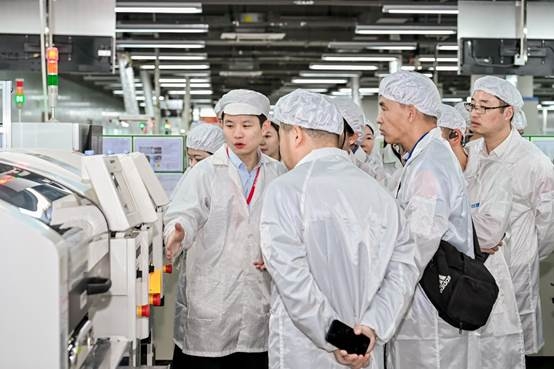 AI美音、极速智能 传统K歌音响市场来了一个特斯拉(图3)