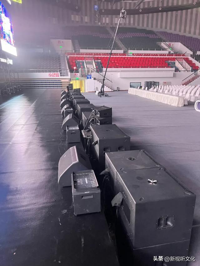 JBL Pro SRX900助力2024丰谷“熊猫爱K歌”网络歌手大赛总决赛(图9)