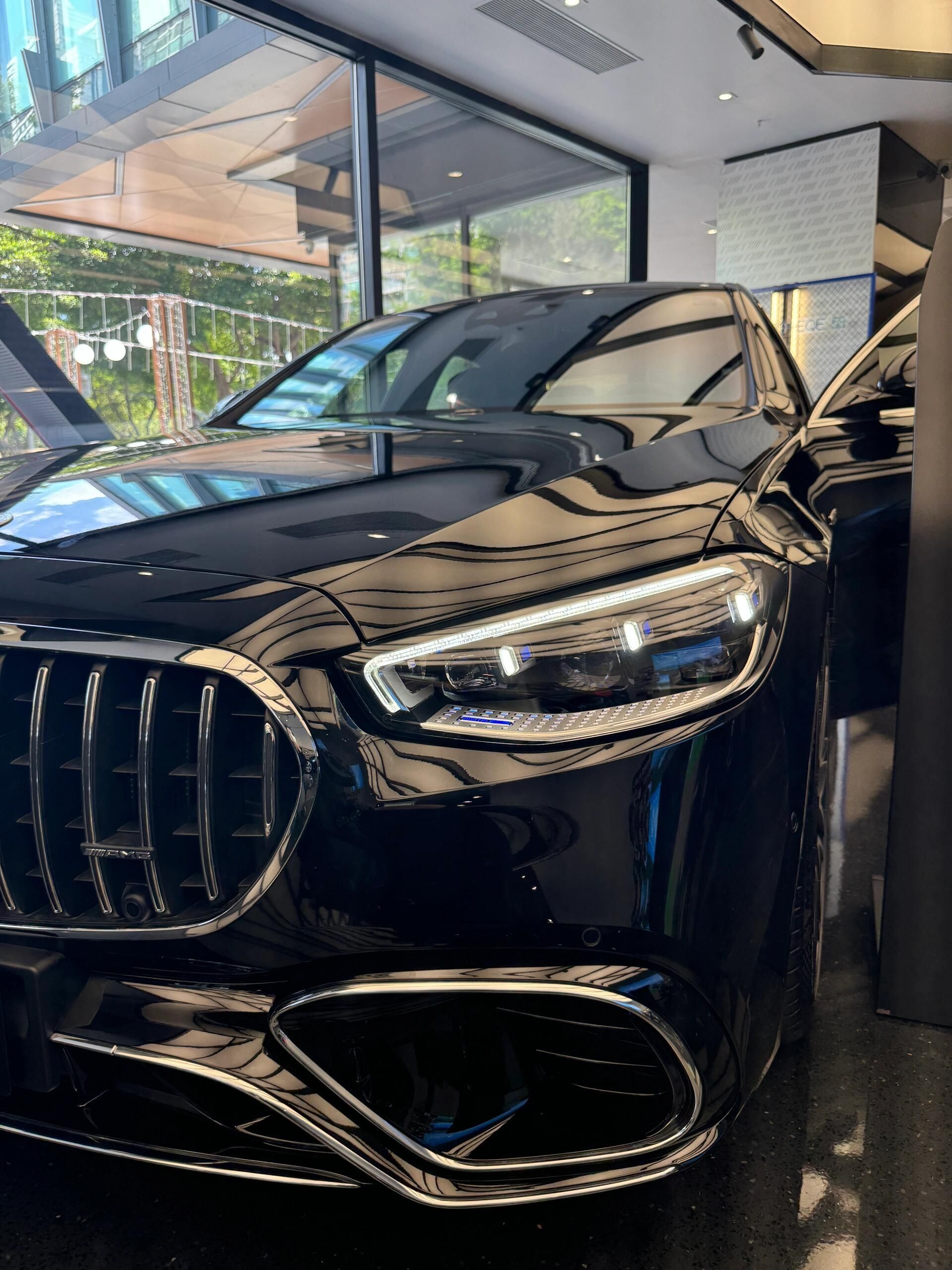 2024 款奔驰 S63 来袭 奢华与性能的终极碰撞(图1)