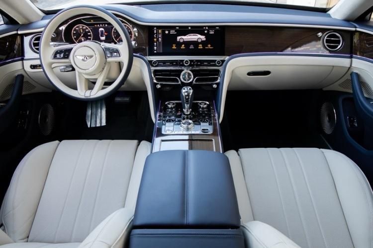 2024款中规宾利飞驰40T V8流星蓝亚麻白帝王蓝现车降价促销(图3)