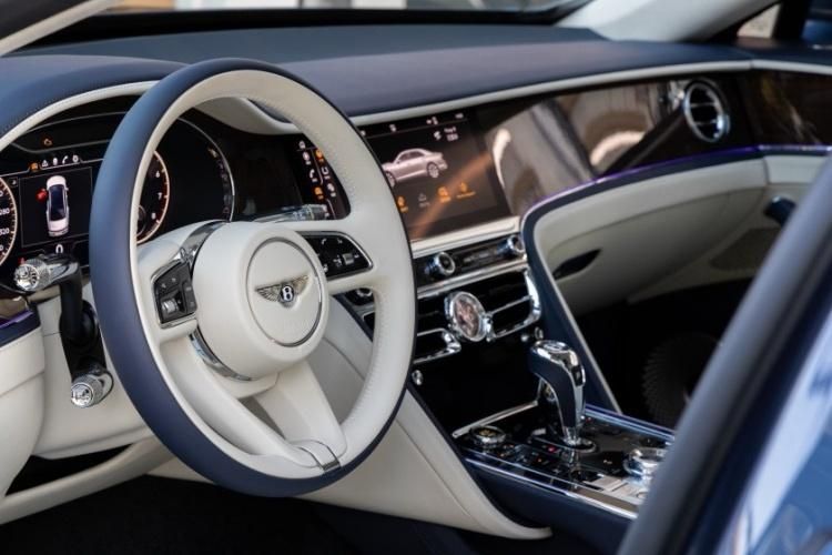 2024款中规宾利飞驰40T V8流星蓝亚麻白帝王蓝现车降价促销(图4)