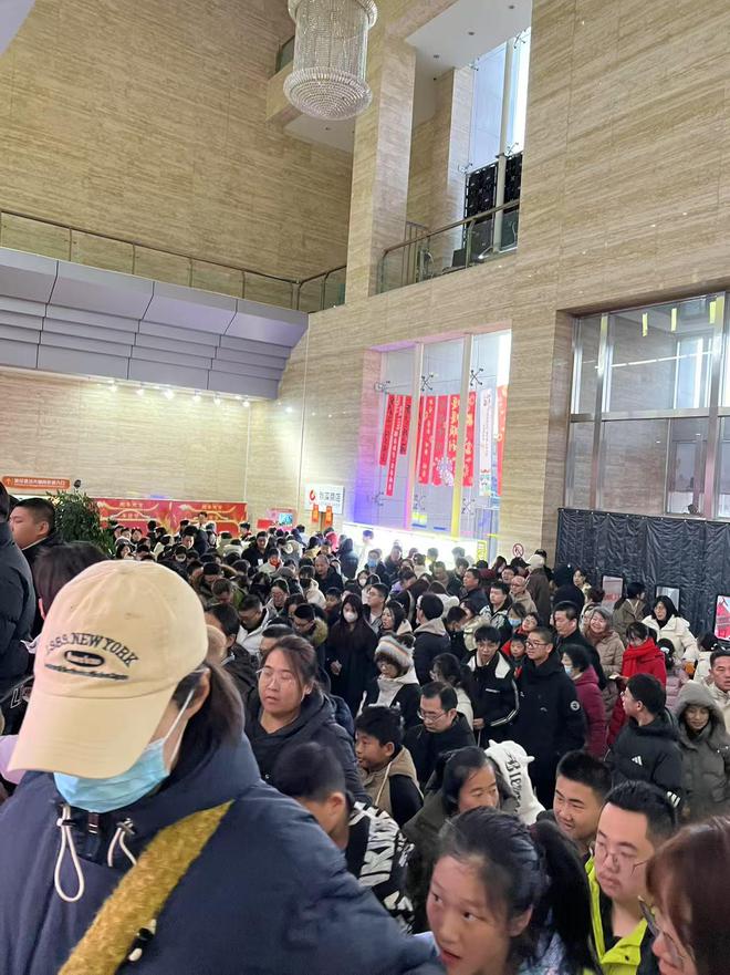 影院人气旺 点燃文化年(图2)