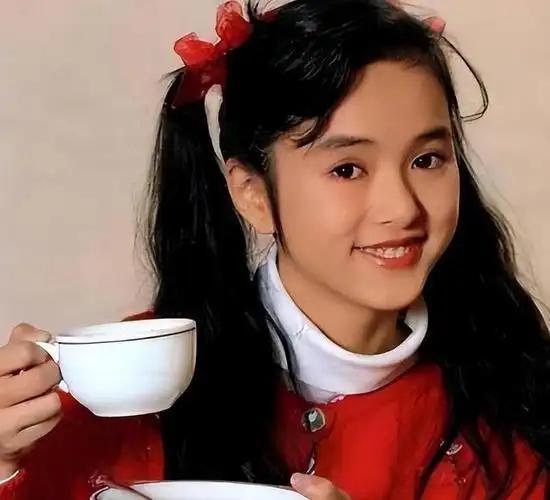 过气老艺人的窘况： 直播磕头、县城走穴、晚节不保 体面退场太难(图2)