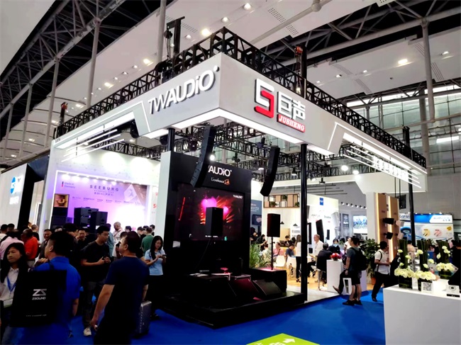 2025年中国汽车音响行业市场运行态势分析：前装市场占比超90%(图1)