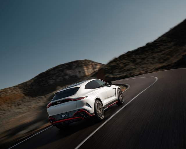 阿斯顿·马丁DBX S：全新旗舰超跑级SUV(图6)