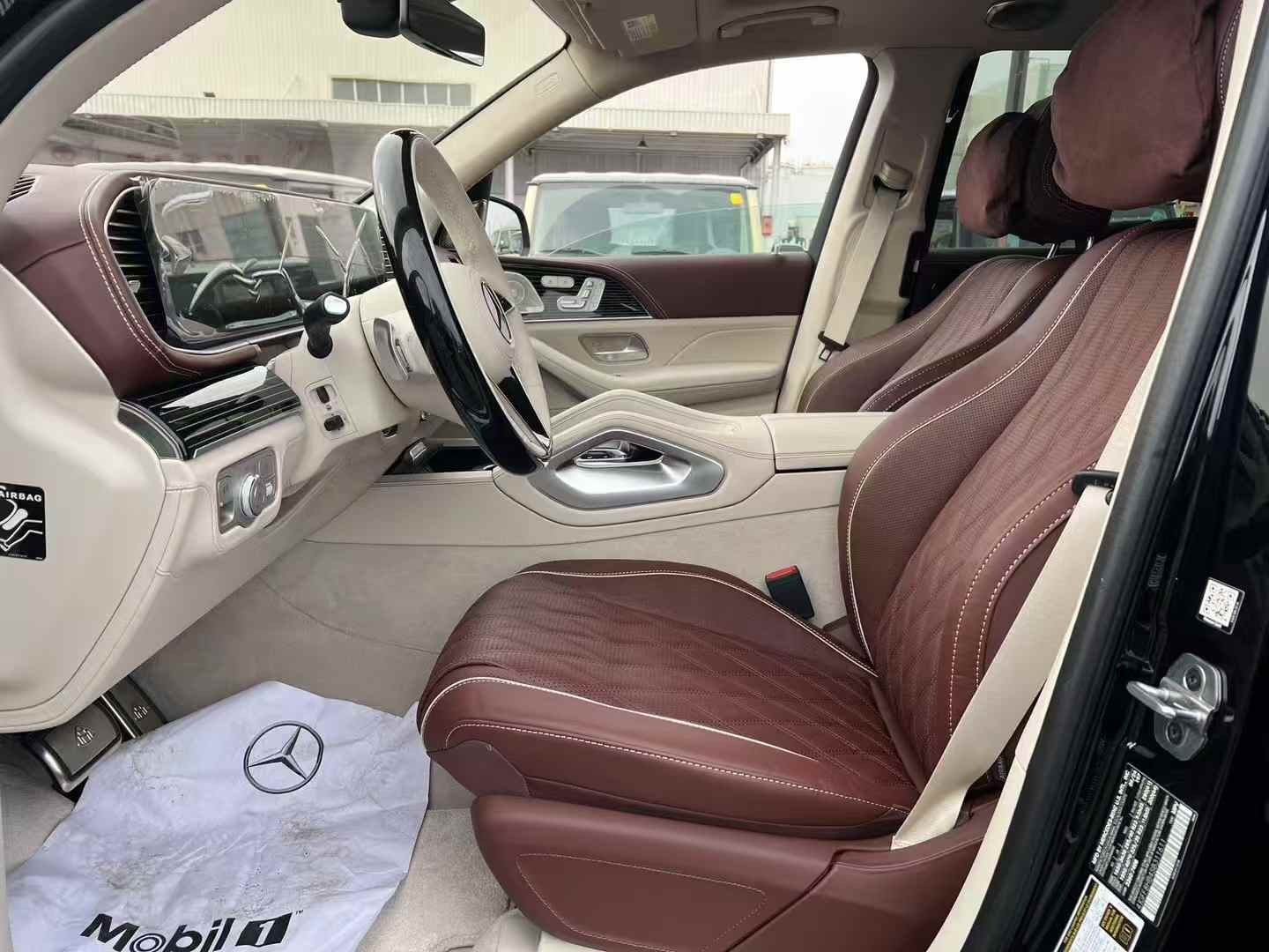 2024款奔驰迈巴赫GLS600优惠报价 你值得拥有(图2)