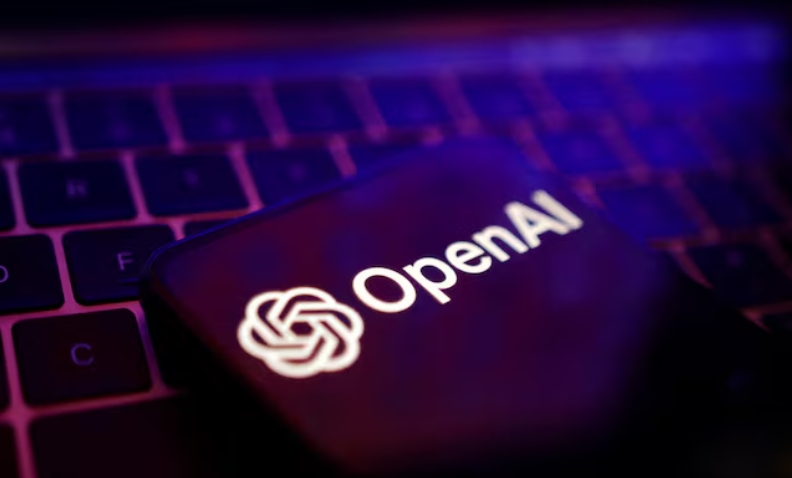 OpenAI大举招募苹果人才拟2026年推出AI原生硬件(图1)