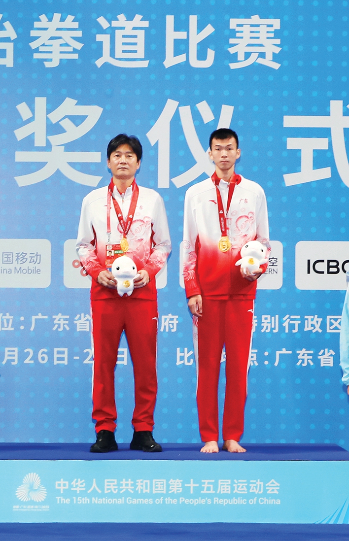 广东队斩获十五运会跆拳道比赛首金(图1)