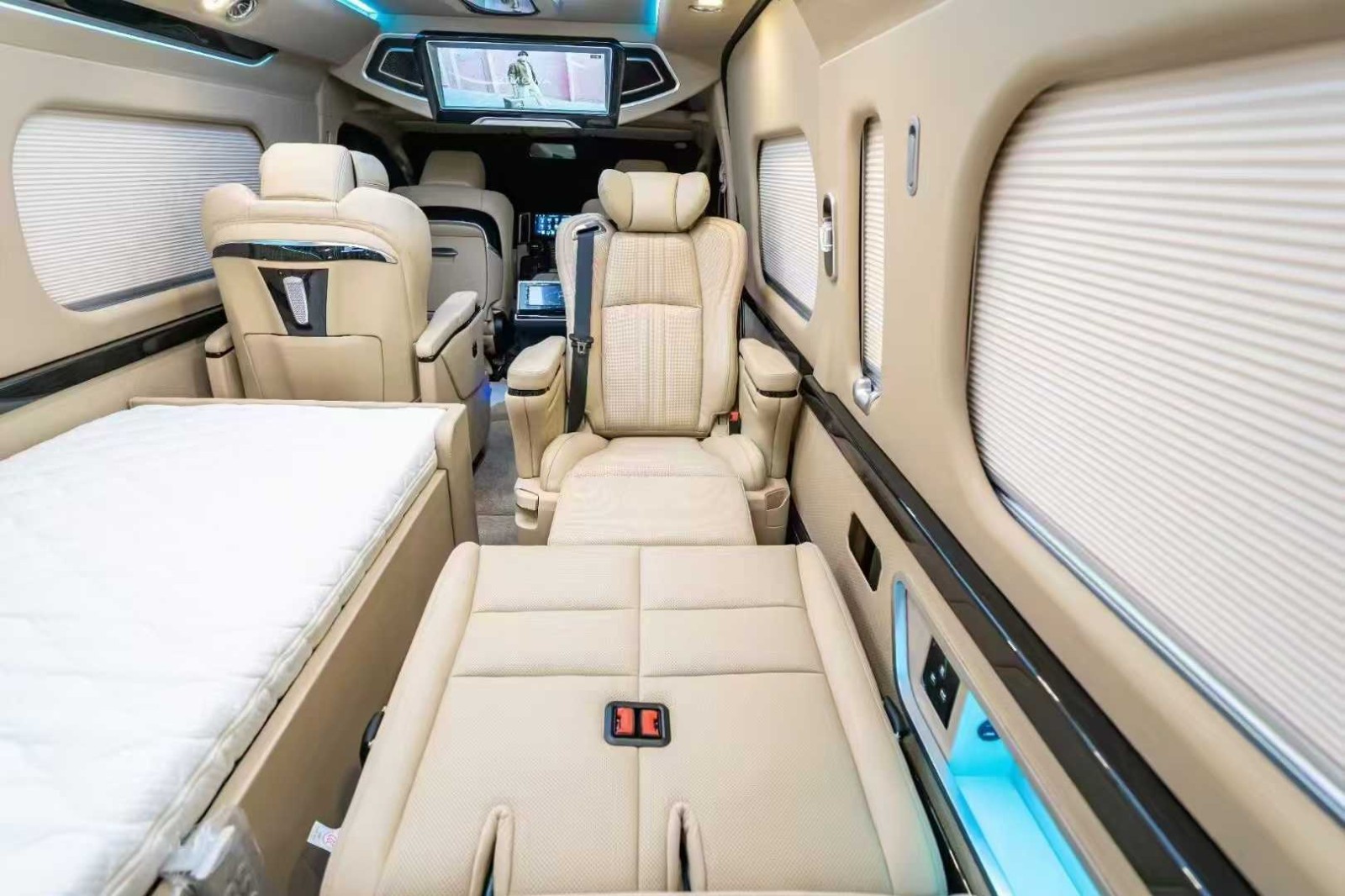 2024款进口丰田海狮商务 海狮MPV价格(图5)