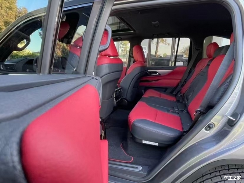 2024款雷克萨斯LX570现车配置解读 可分期(图4)