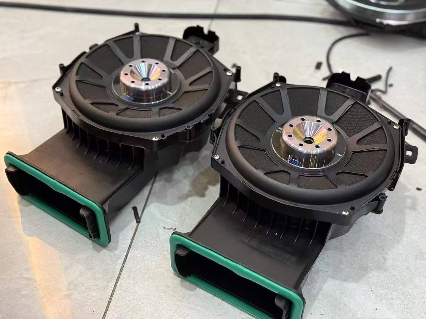 汽车音响升级选史泰格STEG专业汽车音响喇叭与车载打造沉浸式驾驶音乐体验(图1)