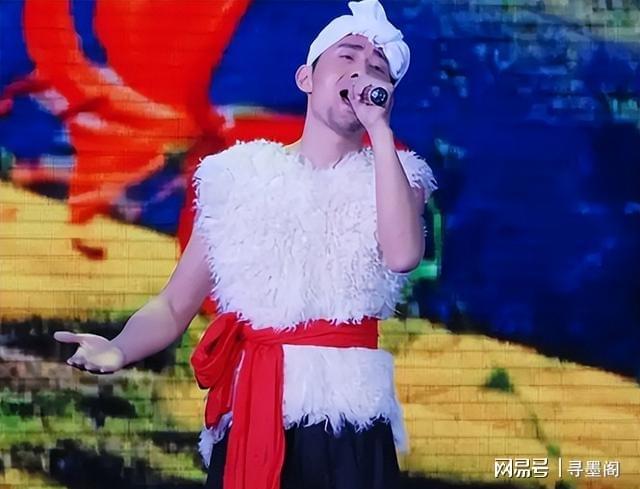 事实证明“失踪”9年的歌手阿宝早已走上了一条“不同的路”(图3)