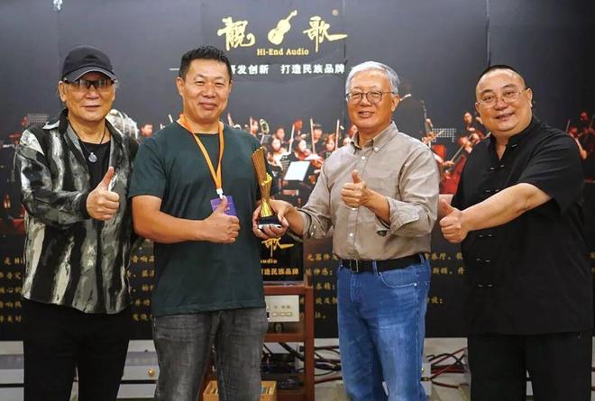 封面故事｜四两拨千金的秘密——靓歌音响铁板烧功放(图3)