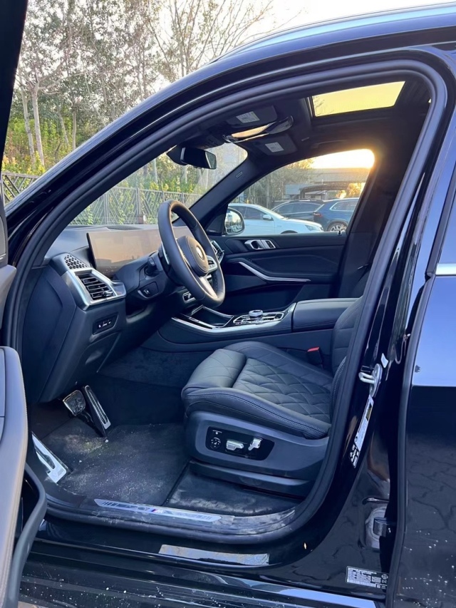 2024款宝马X5 30T XLine本家现车 现车清仓处理(图7)