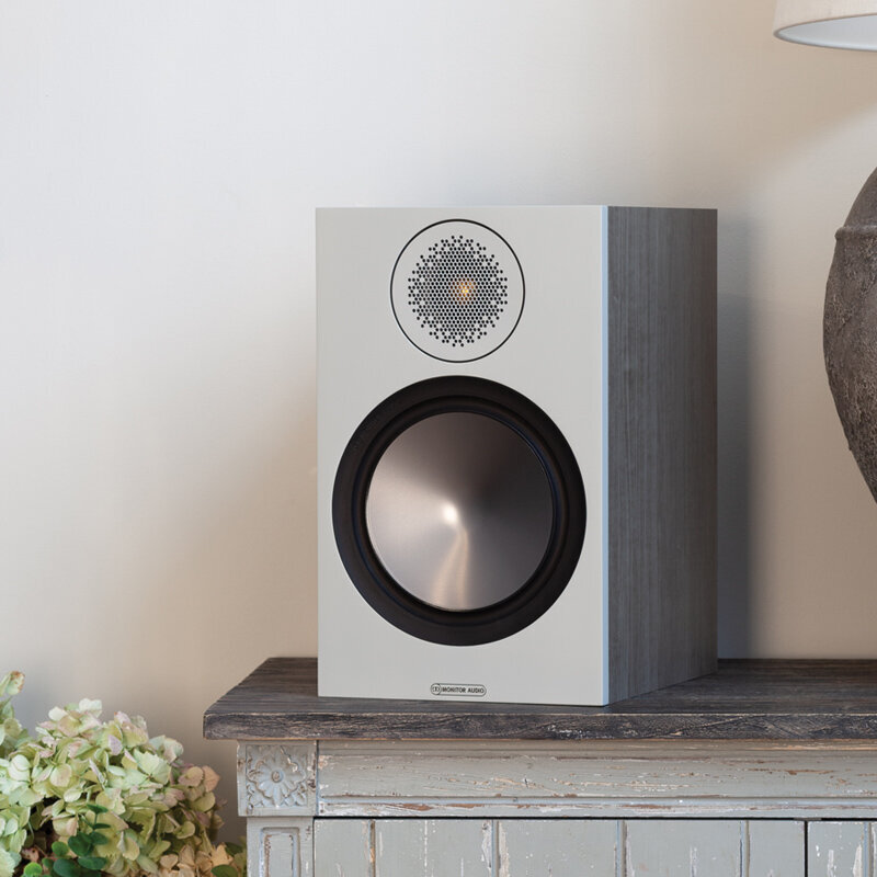 2026 年电脑桌面音箱音响推荐：有什么电脑用的台式音响推荐？有哪些300~500元左右的桌面音箱？5元以内的 元以下有哪些好的？(图1)