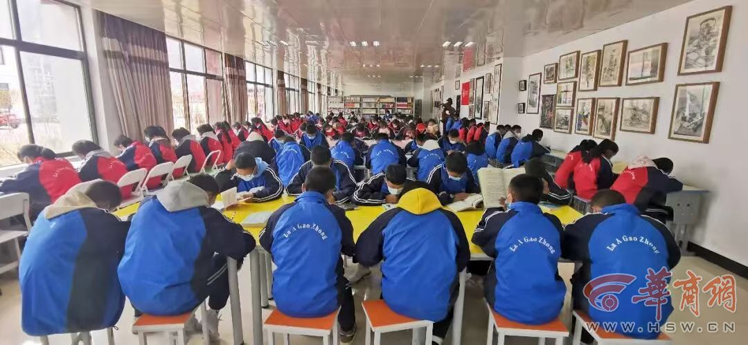 雪山下的讲台：陕师大“红烛”扎根雪域十余载(图3)