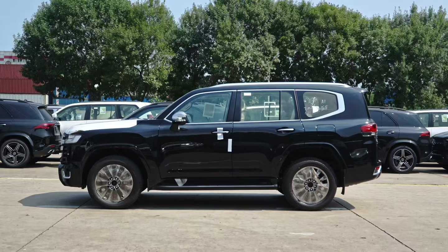 2024款酷路泽3500预定中35T发动机(图3)