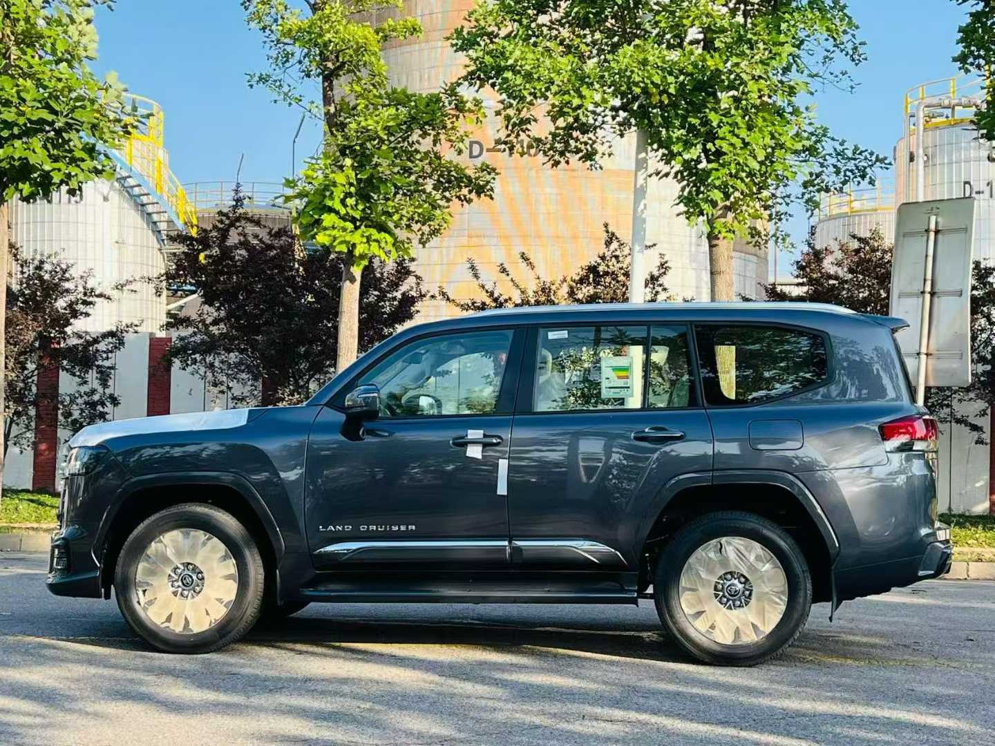 2024款酷路泽3500预定中35T发动机(图4)