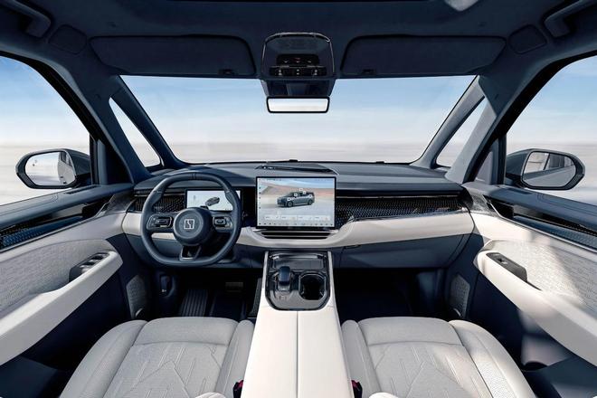 奢华配置终极PK极氪009VS丰田埃尔法春节开谁回家更有排面？(图8)