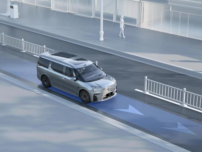 奢华配置终极PK极氪009VS丰田埃尔法春节开谁回家更有排面？(图11)