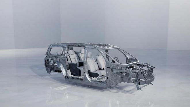 奢华配置终极PK极氪009VS丰田埃尔法春节开谁回家更有排面？(图10)