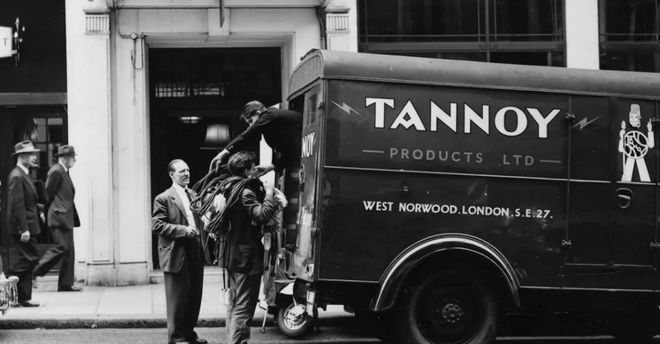 经典复刻+技术焕新｜TANNOY SGM 12：发烧友必入的监听音箱天花板？(图4)