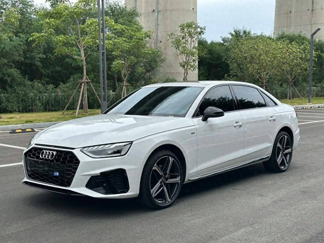 建议30岁中年人开的两款车价格不贵气场很强能涨面子(图1)