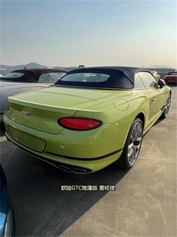 2024款宾利欧陆GTC S限量敞篷版青柠绿亚麻白帝王蓝现车特价含税(图8)