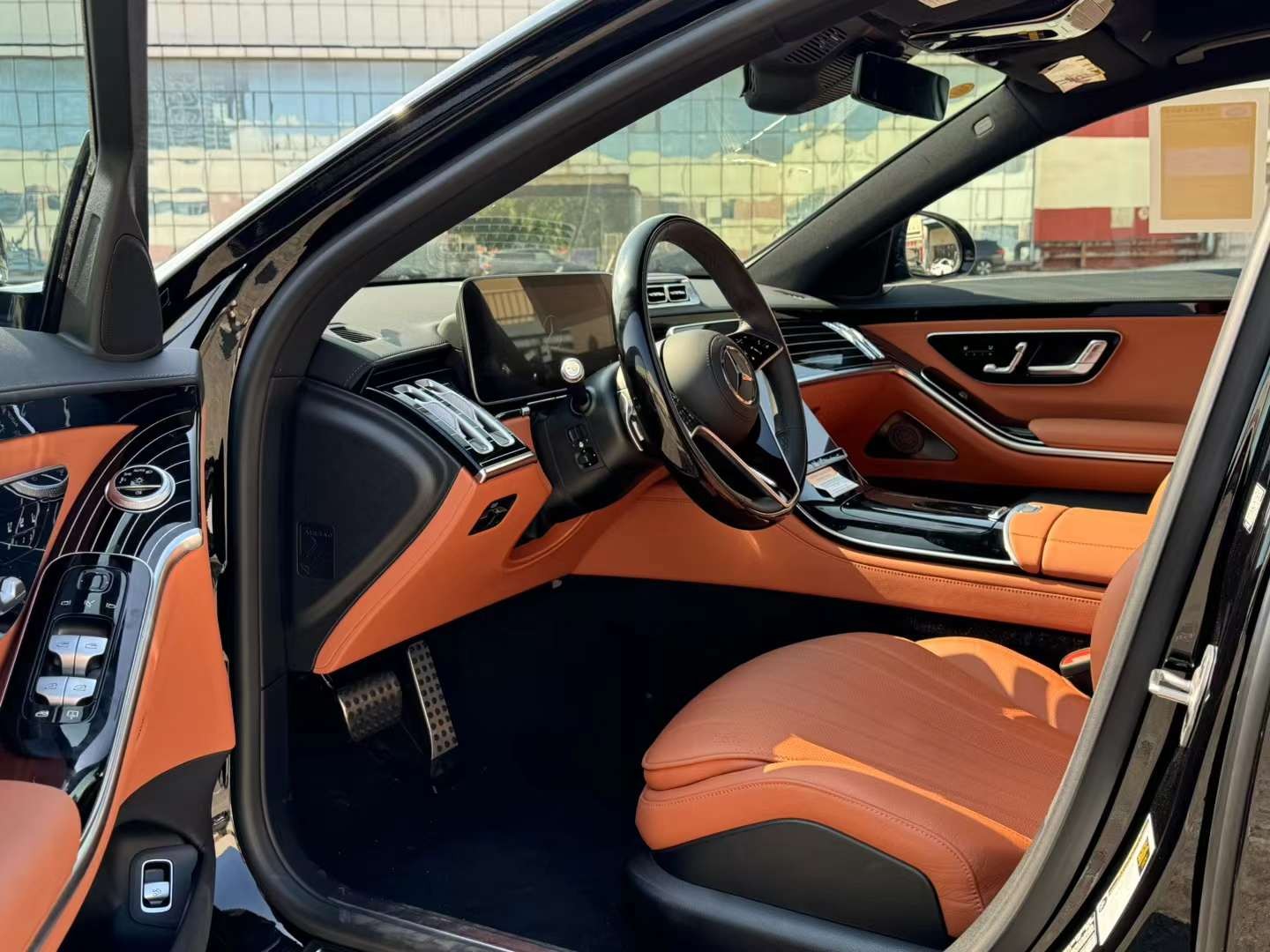 2024款奔驰S500平行进口全系降价128万起 订车送豪礼(图5)
