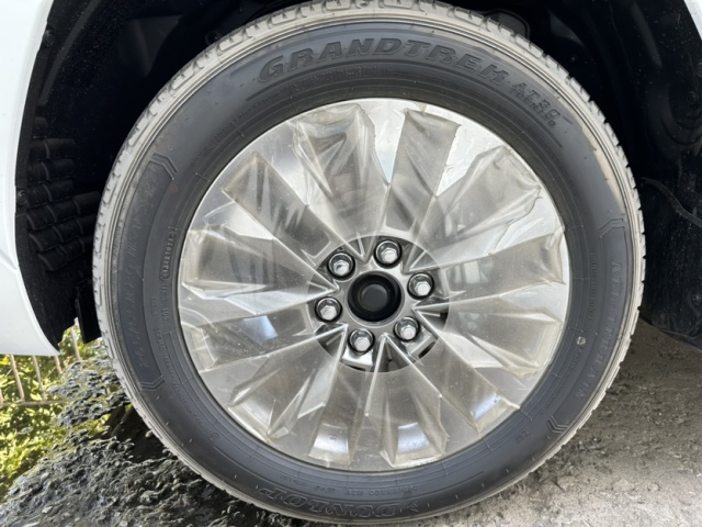 2024款酷路泽3300柴油VXR帝国版 现车优惠报价(图3)