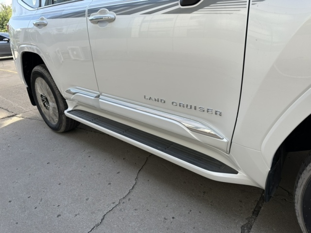 2024款酷路泽3300柴油VXR帝国版 现车优惠报价(图8)