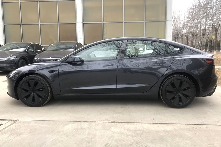 特斯拉Model 3车型配置盘点：入门级最受欢迎(图5)