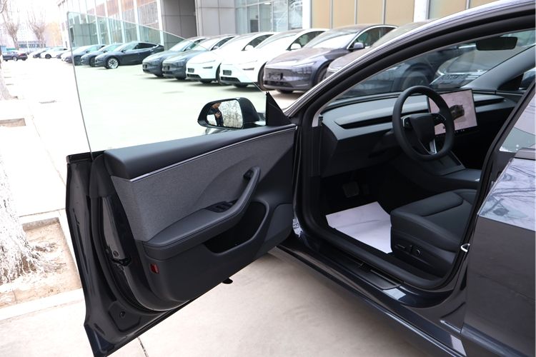 特斯拉Model 3车型配置盘点：入门级最受欢迎(图14)