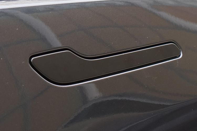 特斯拉Model 3车型配置盘点：入门级最受欢迎(图12)