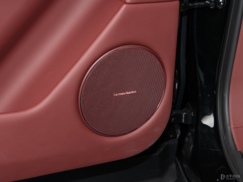 TCL 65J8K电视：超薄量子点电视家庭观影新选择(图1)