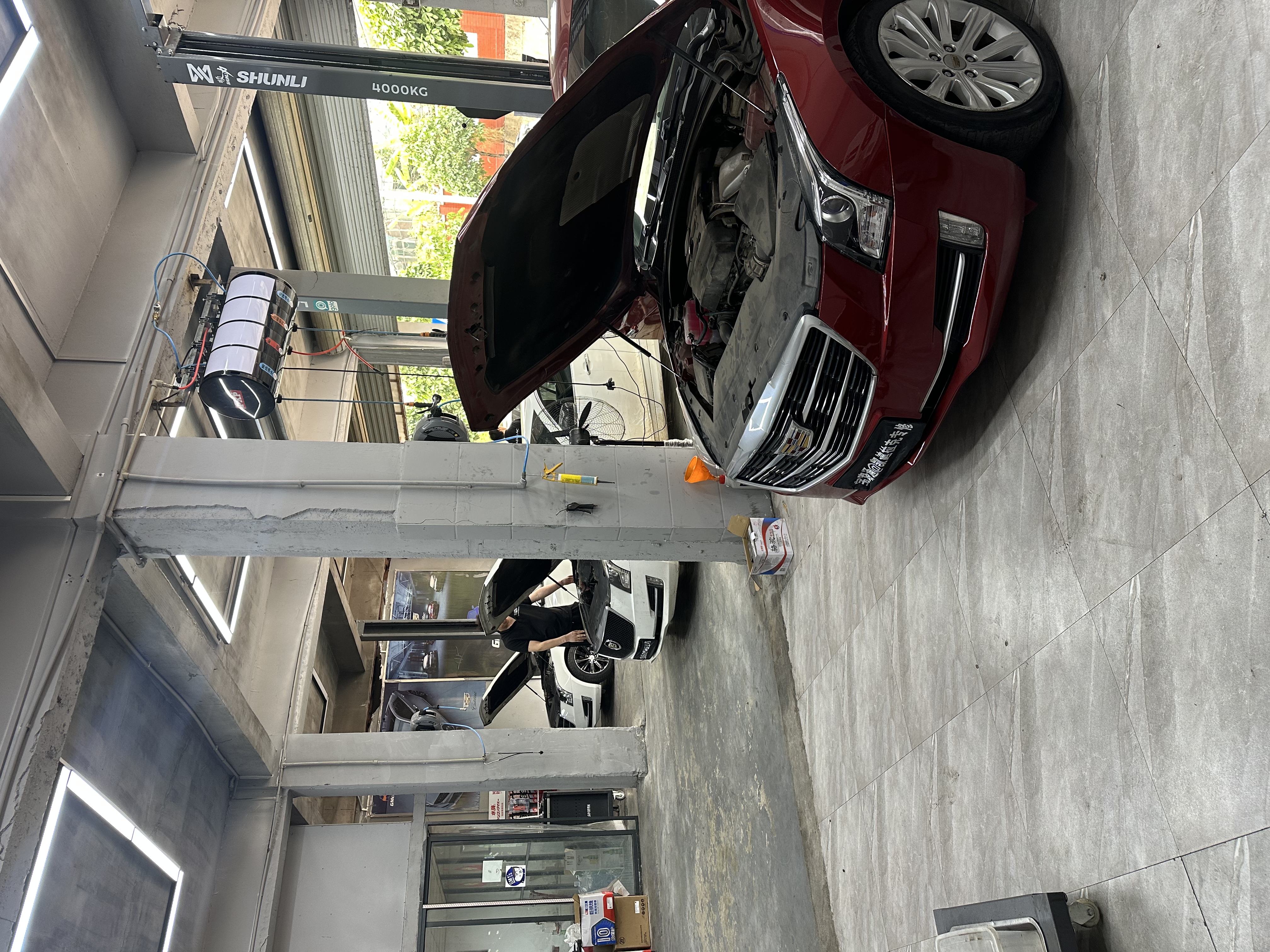 2024南宁凯迪拉克内饰改装市场深度测评：专业、品质与个性化如何兼得？(图1)