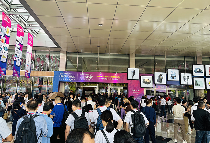 华为Sound X 5音箱今日预售AI大模型引领音质新体验！(图1)