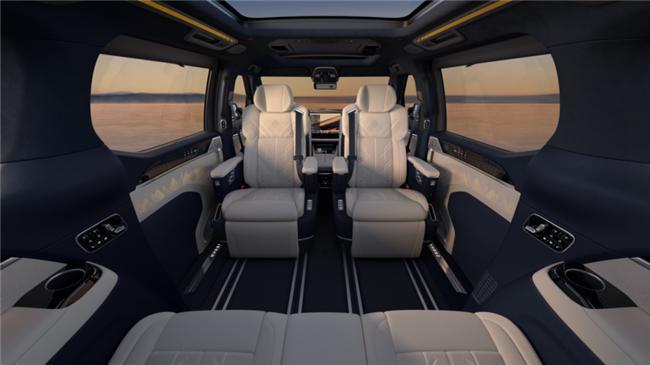 北京车展智能座舱哪家强？极氪009零重力座椅+NAIM音响(图4)